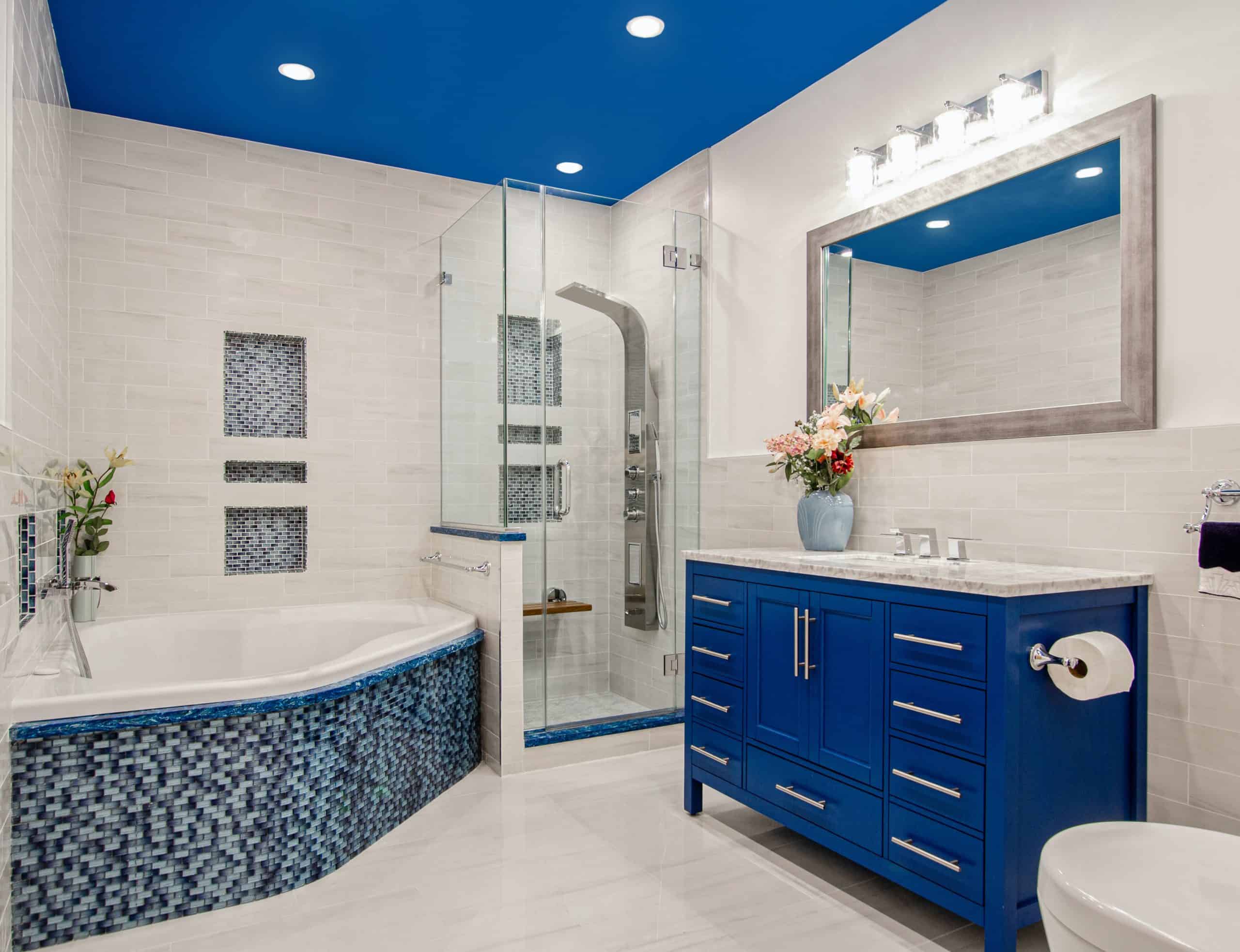 Tips for Remodeling and Decorating Your Guest Bathroom on a Budget
